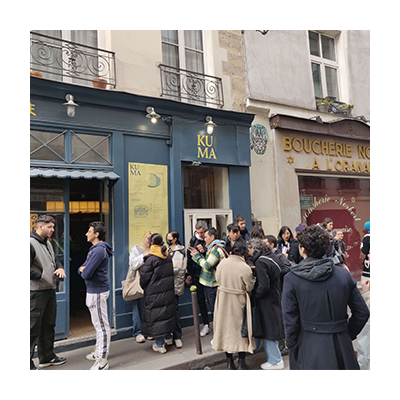 From PARIS：パリの若者のあいだで第三次日本ブーム イメージ